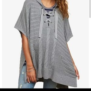 Motherhood maternity Pancho